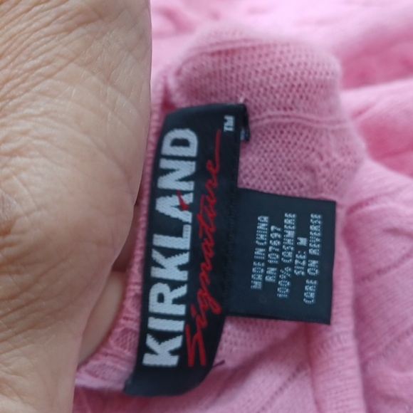 Kirkland 100% cashmere Cable knit sweater Pink, Sz M, 19" PTP, 23"L - Picture 6 of 7